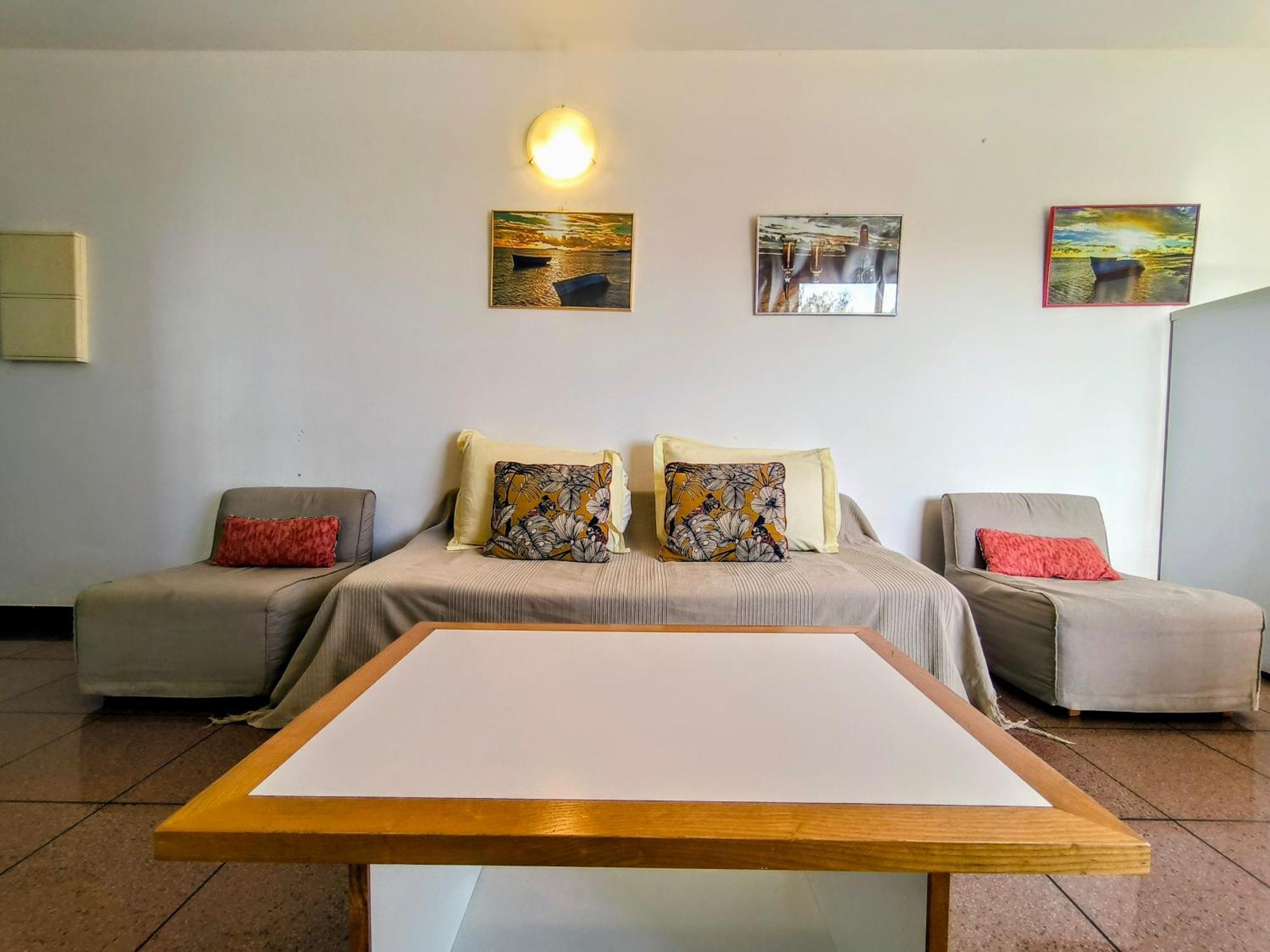 Le Tournesol Apartment La Saline Le Bains Luaran gambar